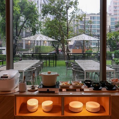Oakwood Suites Bangkok Zewnętrze zdjęcie