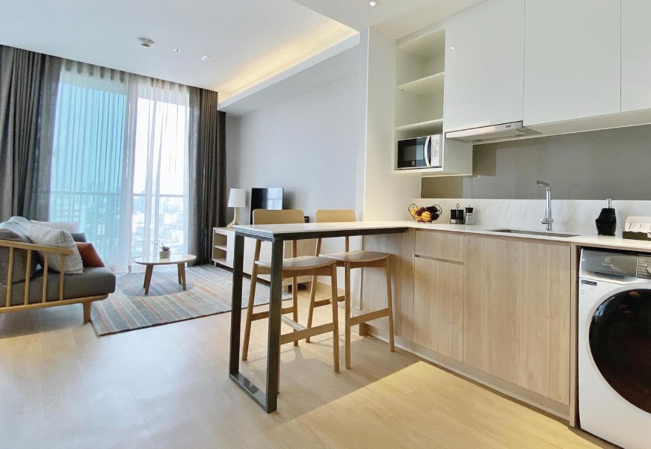 Oakwood Suites Bangkok Zewnętrze zdjęcie A typical studio apartment